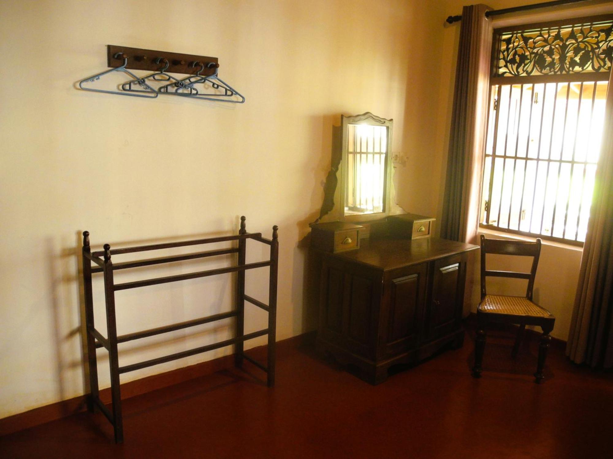 Villa Of The Hill