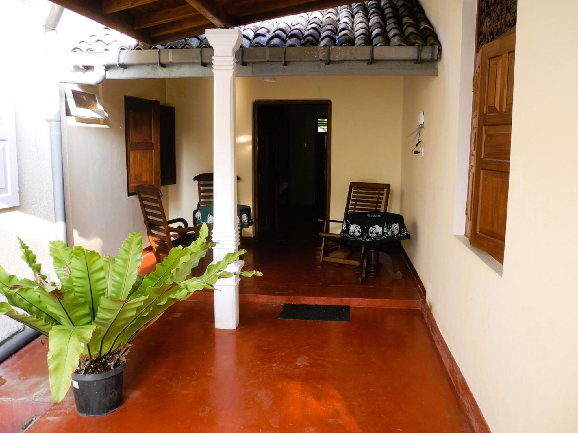 Of The Hill Villa *