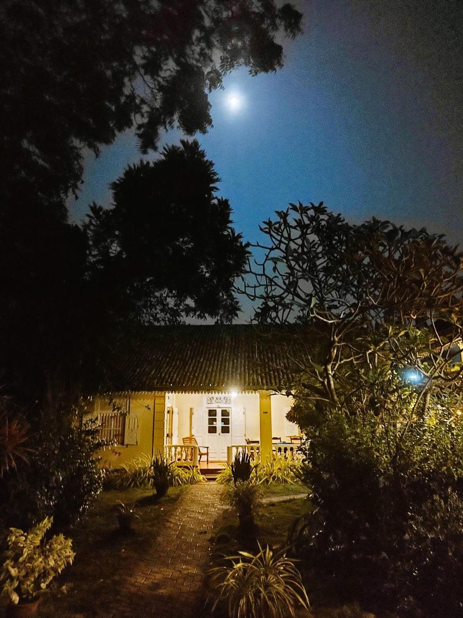 Of The Hill Villa *